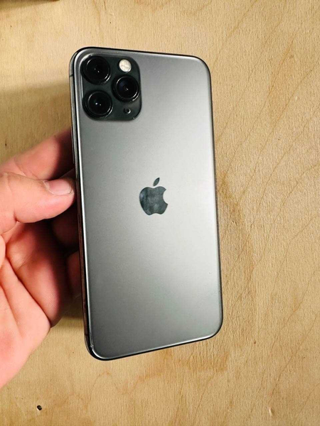 Iphone 11 pro 256 talik. Holati ideal, ochilmagan.