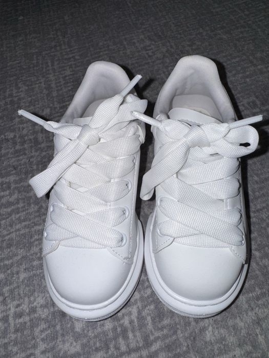 Детски бели маратонки унисекс номер 27