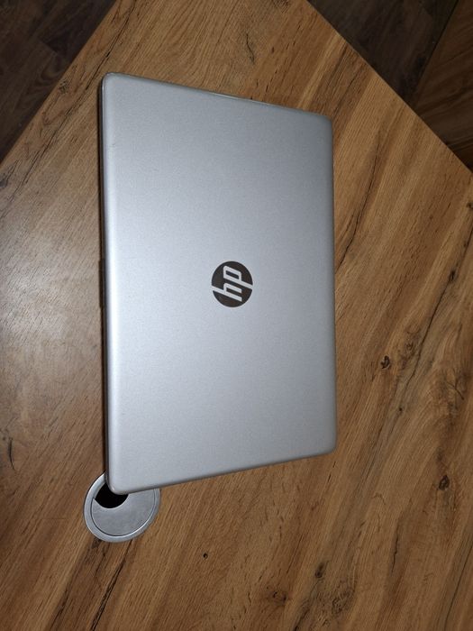 Laptop hp i5 10 th