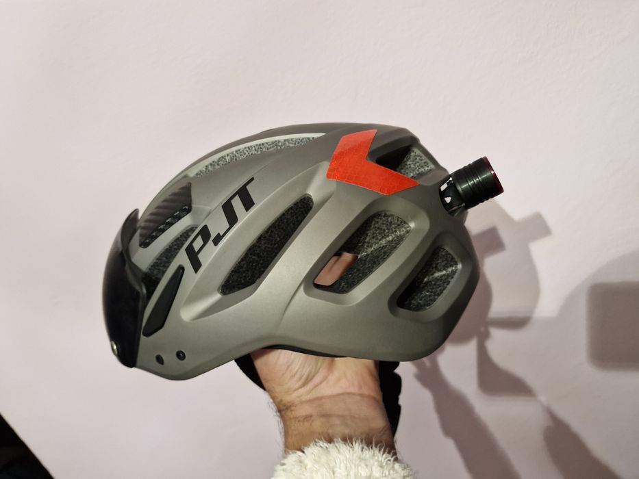 Cască ciclism si ruxac !!