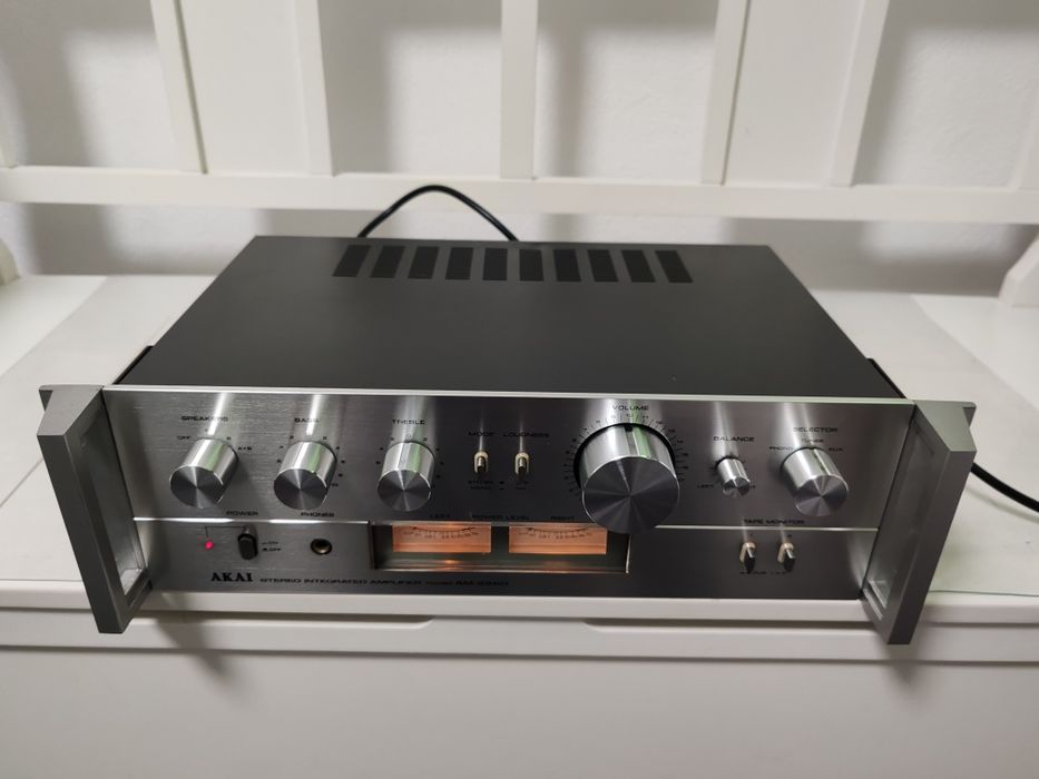 AKAI am 2350, vumetre ace, Germania