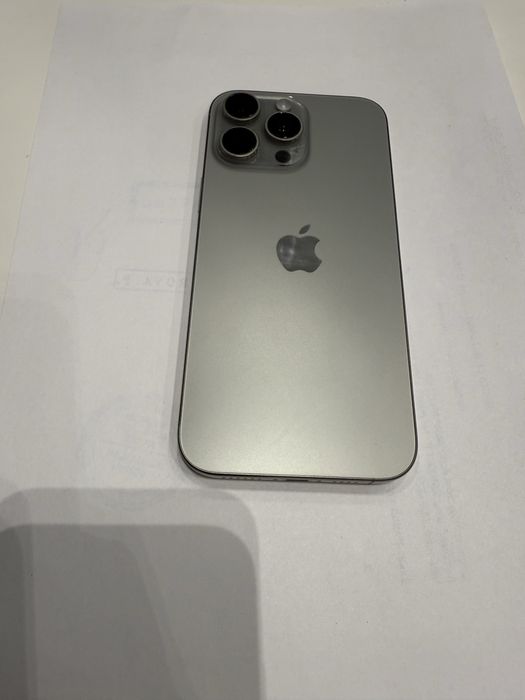 Айфон 16про макс с гарантией