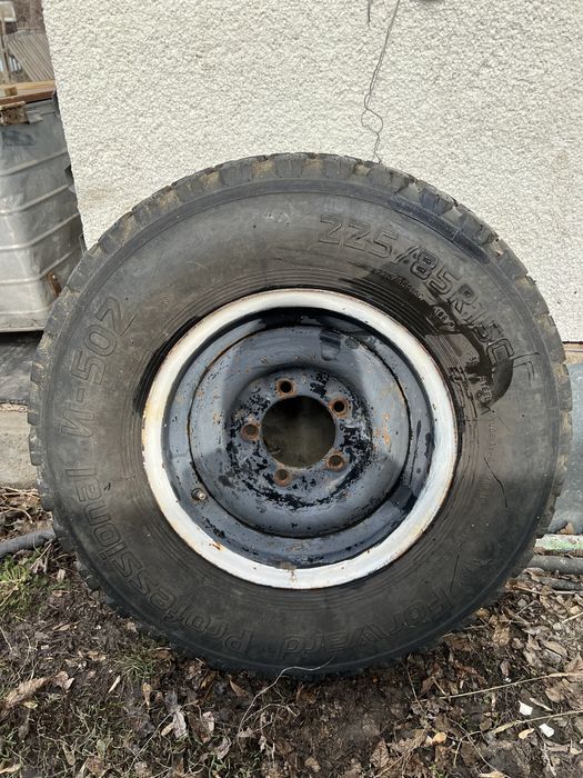 СРОЧНО! Продам колесо 225/85R15C