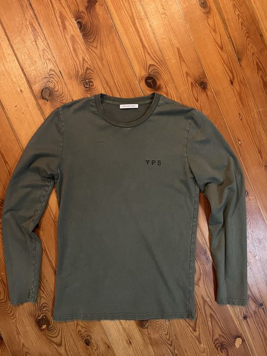 Young poets society / Tigha - блуза