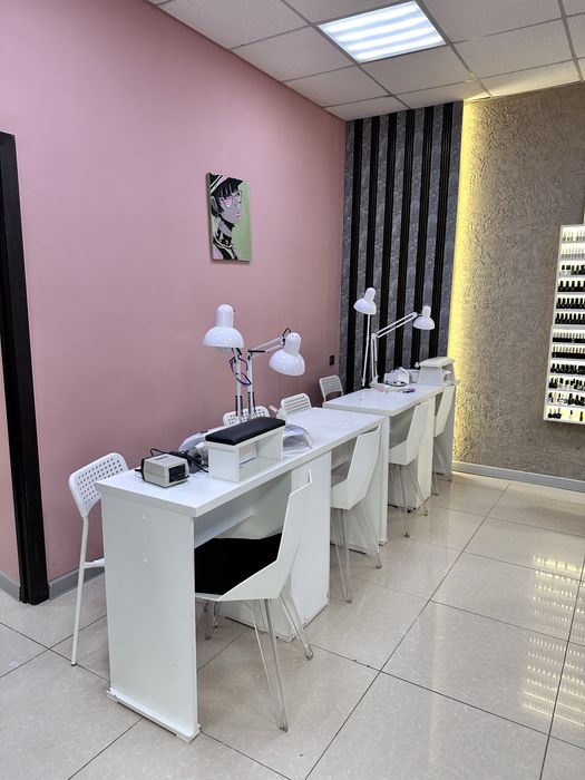 Аренда маникюрного стола