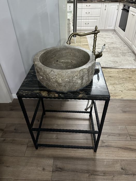 Lavoar baie cu comoda si blat marmura