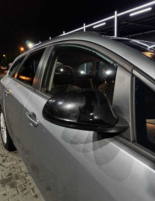 Opel astra j sport tourer