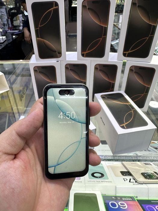 Iphone 17 Pro max Mini