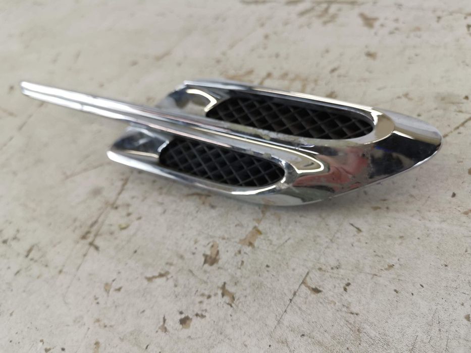 Орнамент Крило Дясно Бентли Континентал ГТ 2 [фейслифт] [ - ] Оригинал