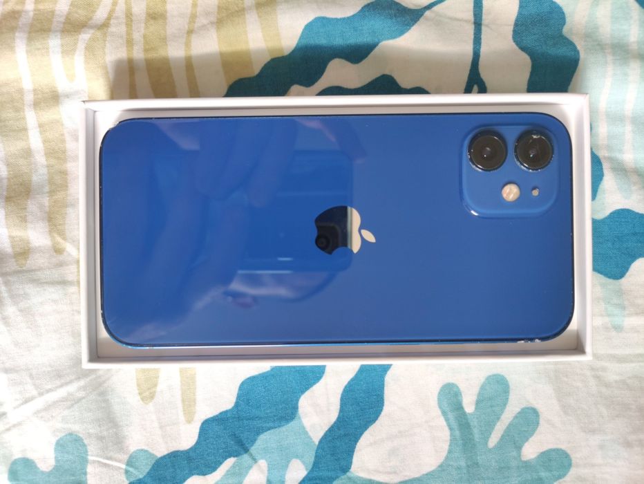iPhone 12 128GB Напълно Отключен