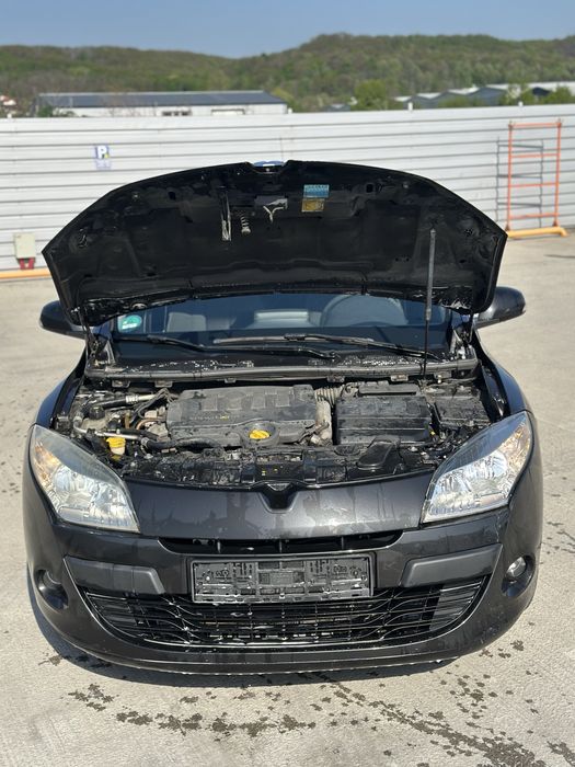 Dezmembrari megane 3 break 1.9D 131 cp euro 5