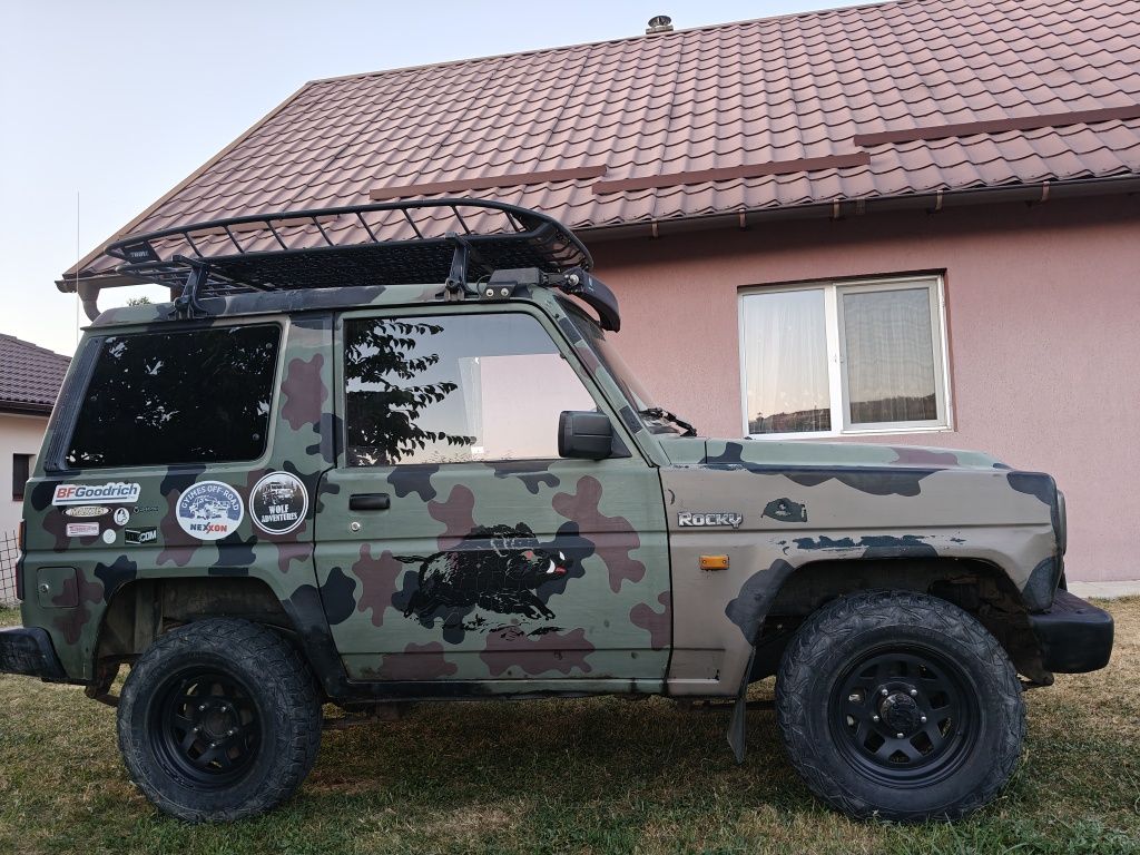 Daihatsu Rocky F80LV