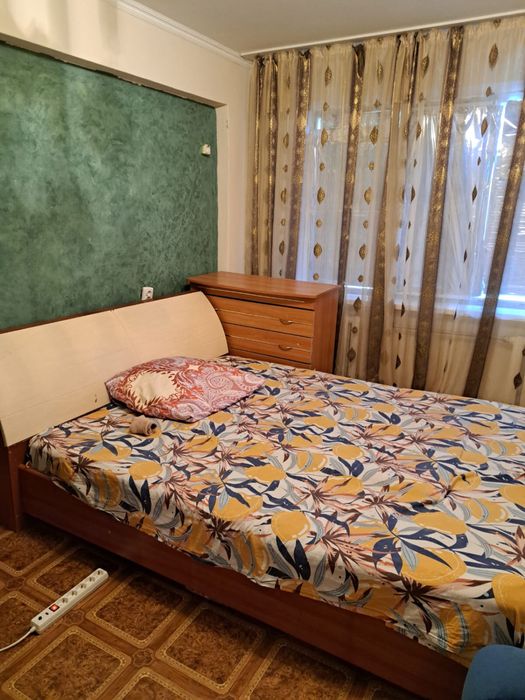 Двухспальная кровать