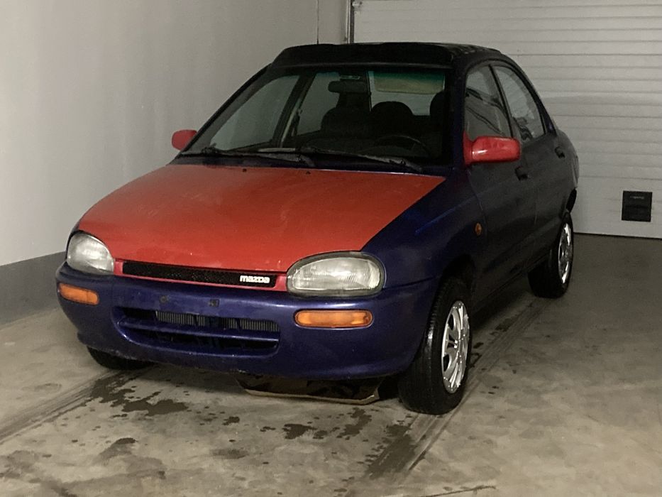 Mazda 121 (седан) V1.3 МКПП (5ступ) 1994 (возможен обмен)