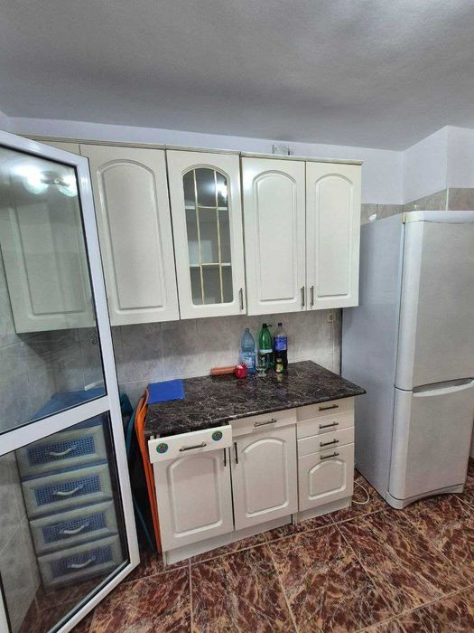 Inchiriez apartament 3 camere Iancului