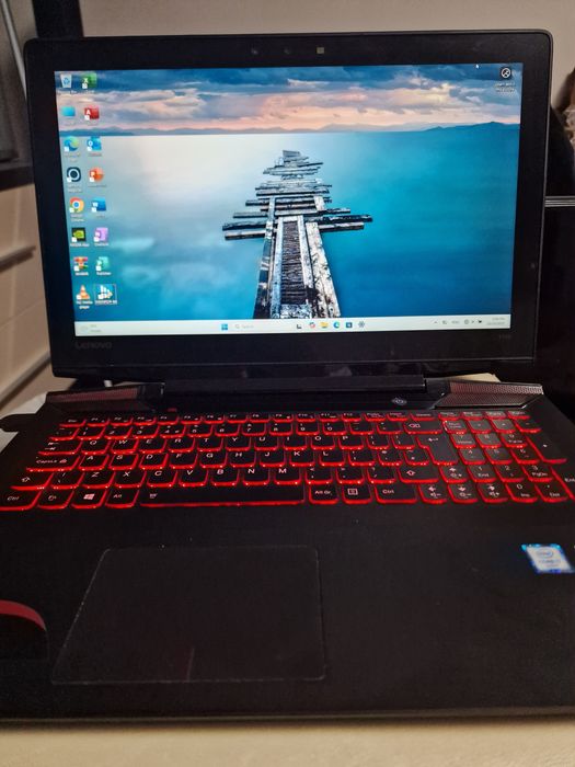 Laptop Lenovo Y700