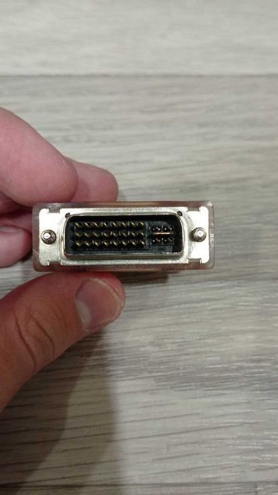 Переходник DVI-VGA