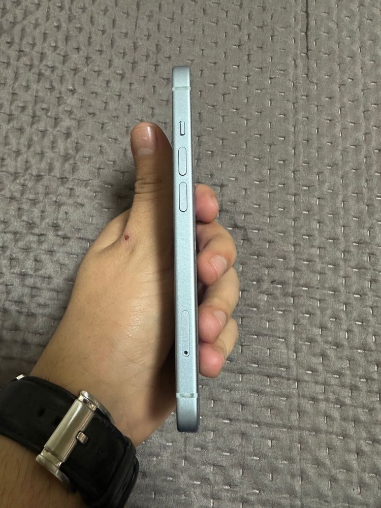 iPhone 15 - 128gb