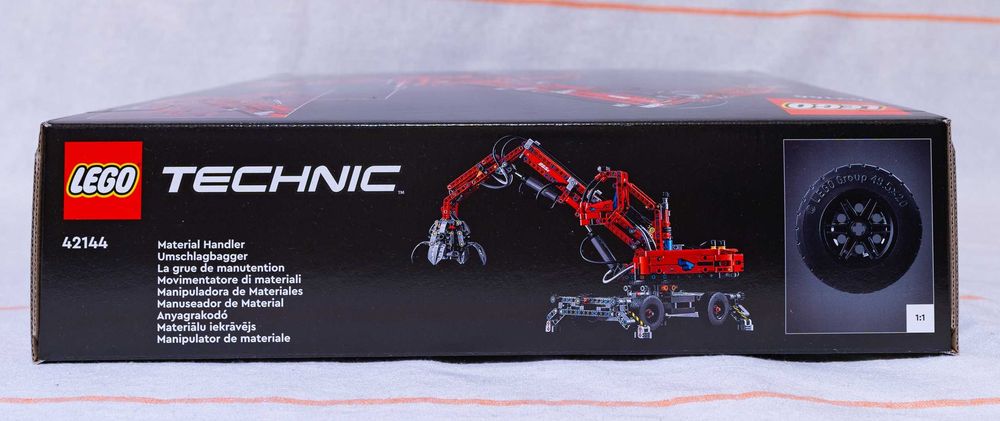 LEGO Technic 42144 - Manipulator de materiale [Sigilat]