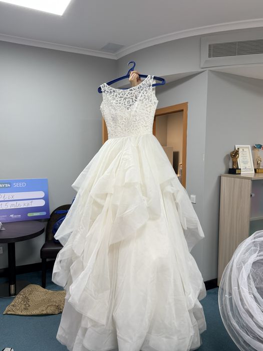 Продам свадебное платье