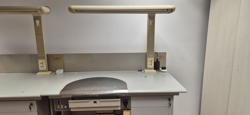 Зъботехническо бюро