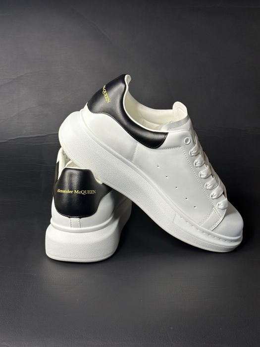 Alexander McQueen 43 white