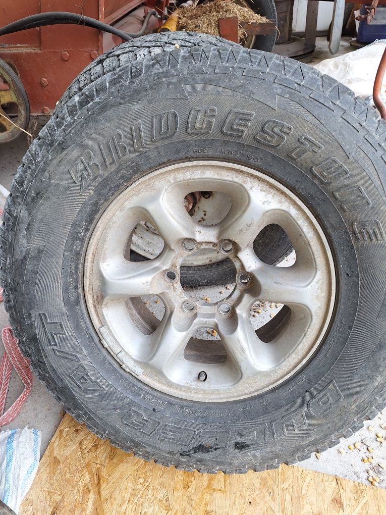 Jante pajero r 15
