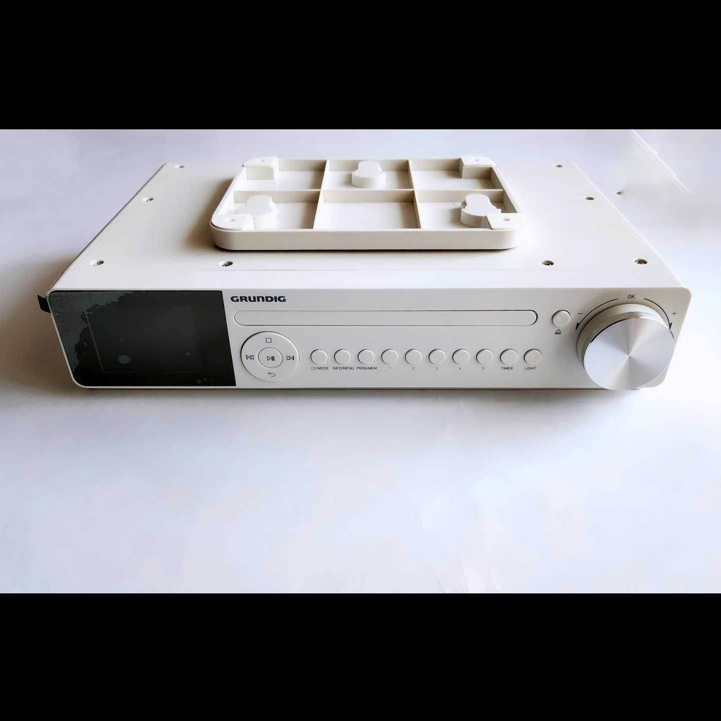 Cd-player, radio, bluetooth Grundig GKR1020 DKR 2000