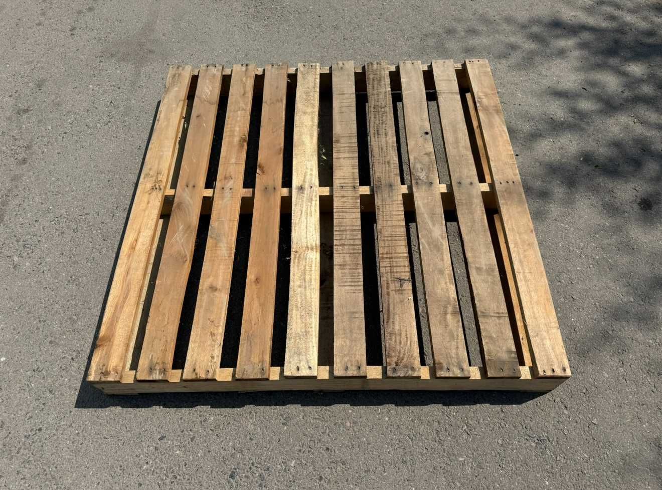 Палеты поддоны деревянные 110*110