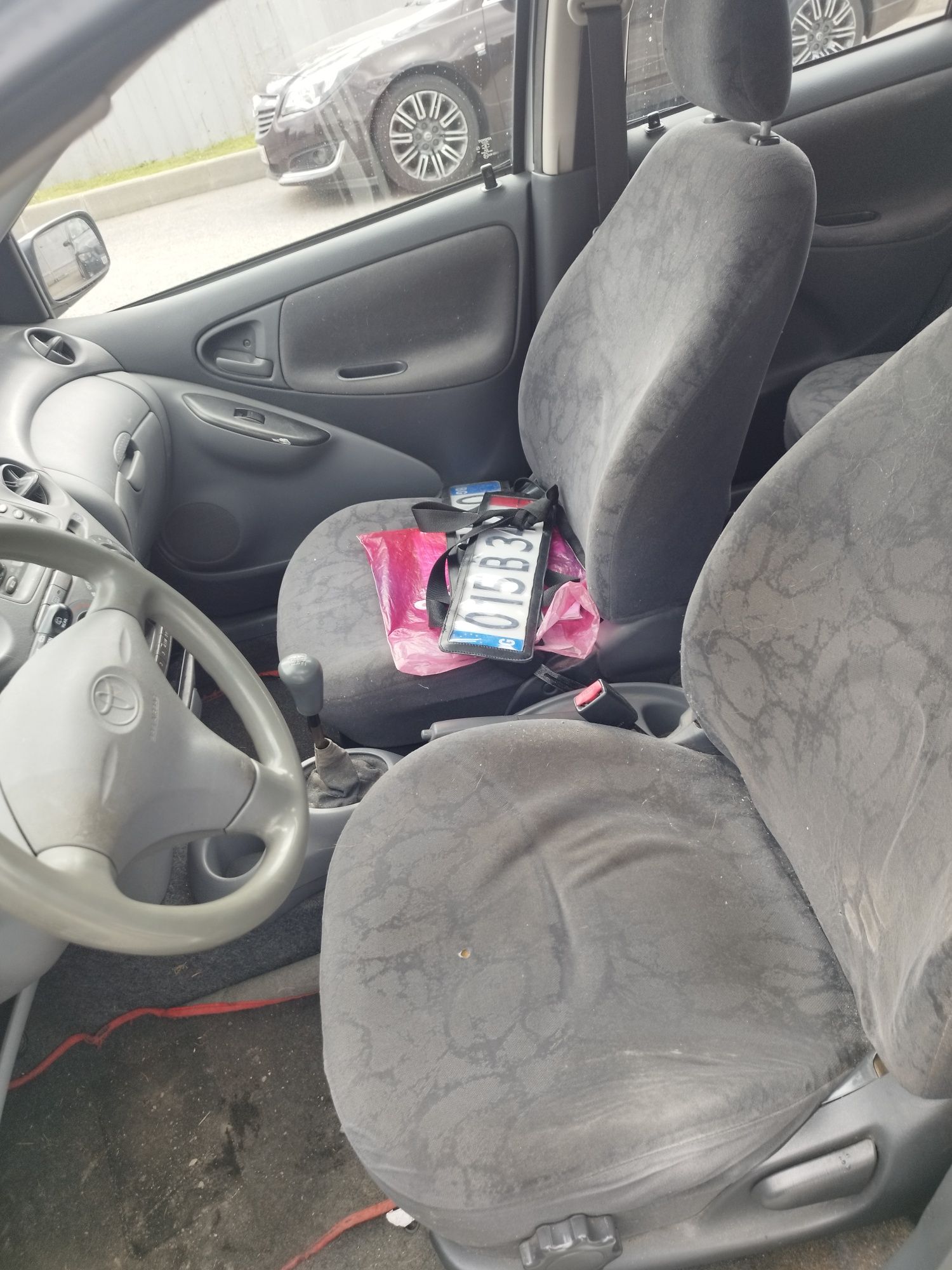 Toyota Yaris 1.0 i (2002)
