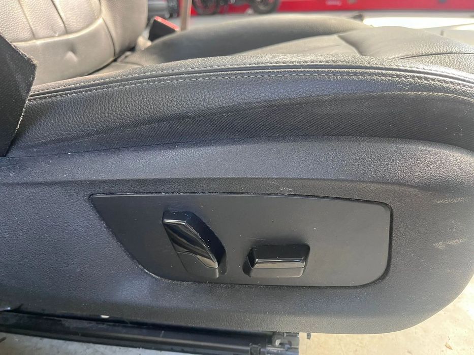 Interior Negru BMW Seria 5 G30 Piele Electric