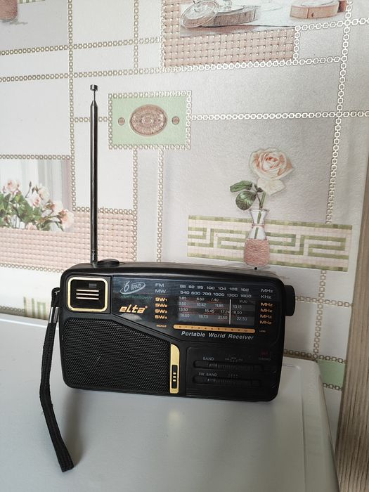 Радиоприемник ретро