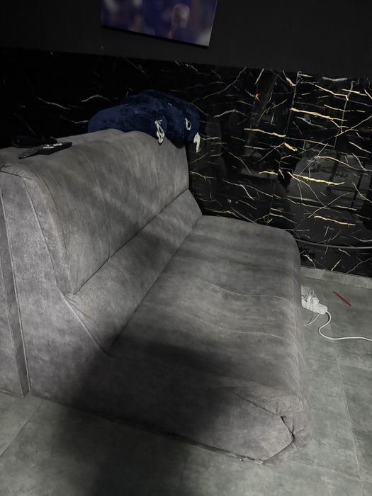 Серый диван 160/107