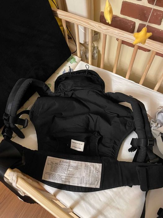 Marsupiu LOVE RADIUS Hoodie Carrier - Negru