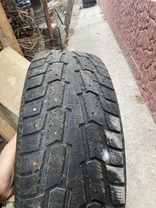 Зимние покрышки 216/60R16