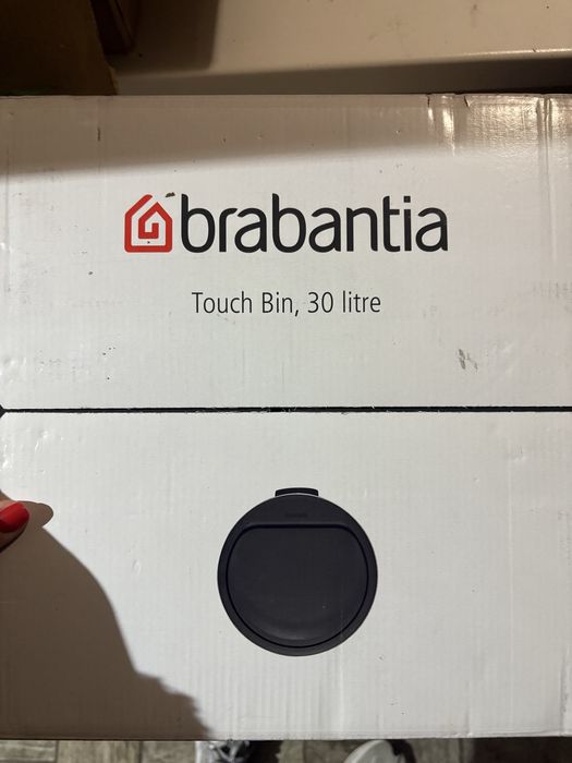 кош за смет Brabantia Touch Bin с вместимост 30 литра