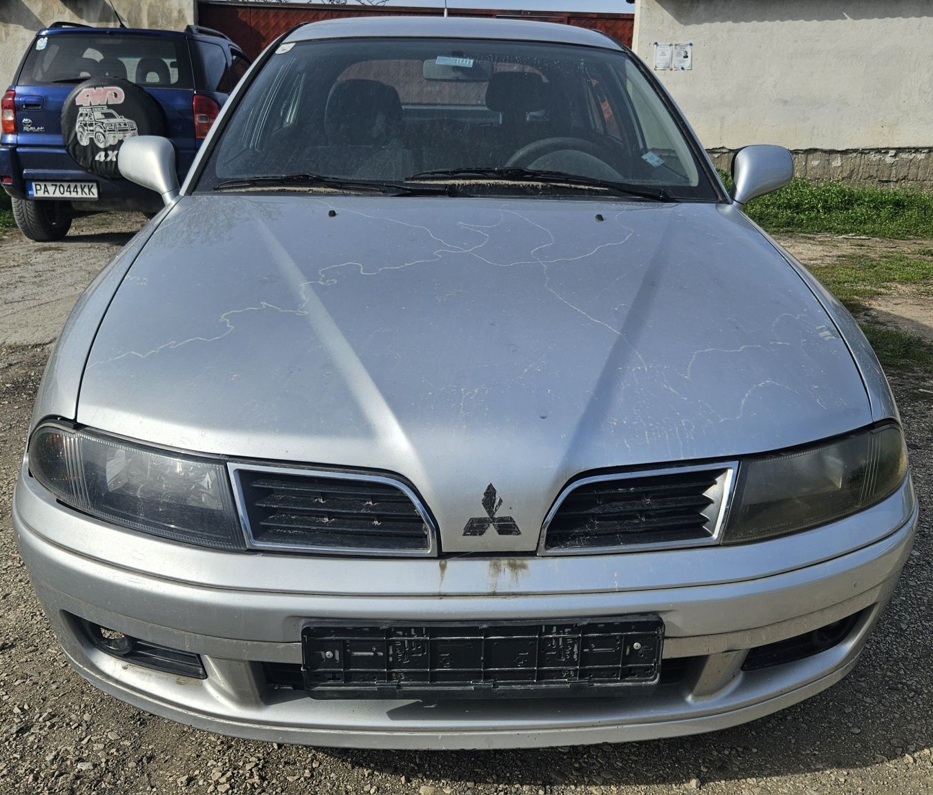 Мицубиши Каризма 1.6 16в на части Mitsubishi Carisma 1.6 16v na chasti