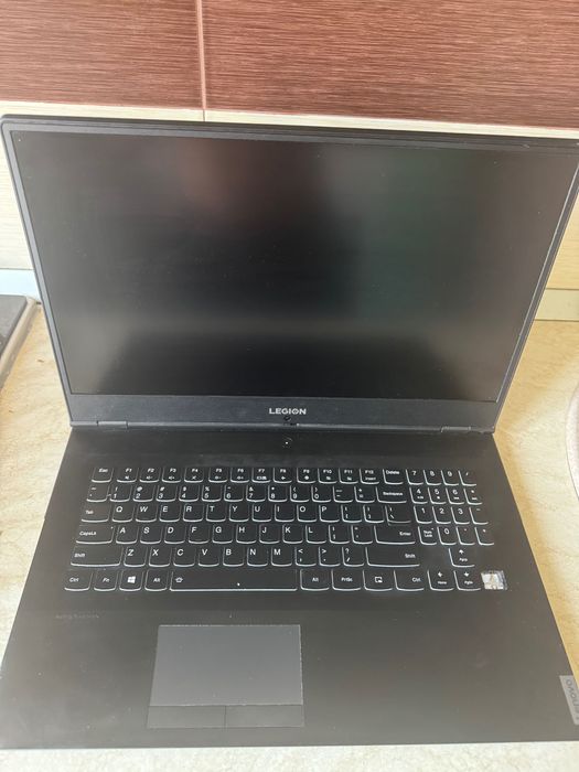 Laptop Gaming A Lenovo Legion i7 – preț excelent!