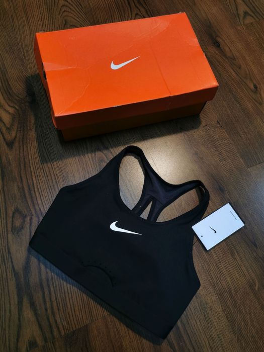 Sutien sport / top Nike damă S (A-C), negru, nou