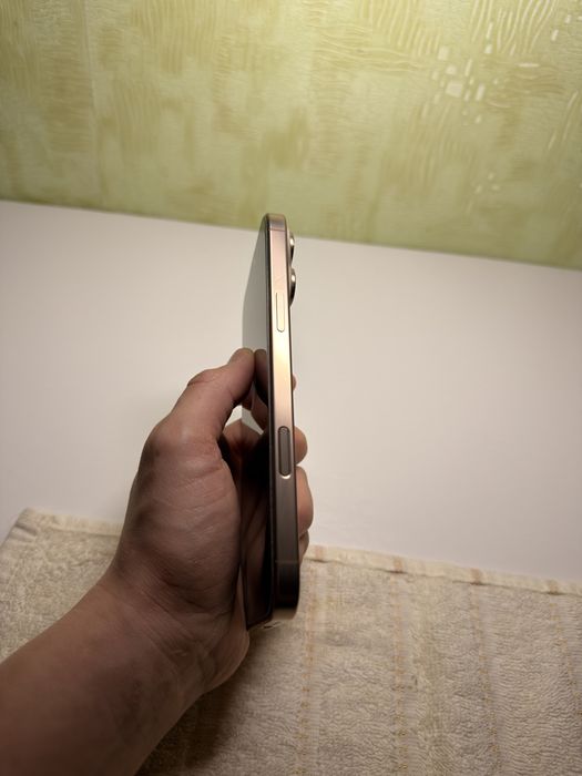 IPhone 16 pro max 256 акб 100%