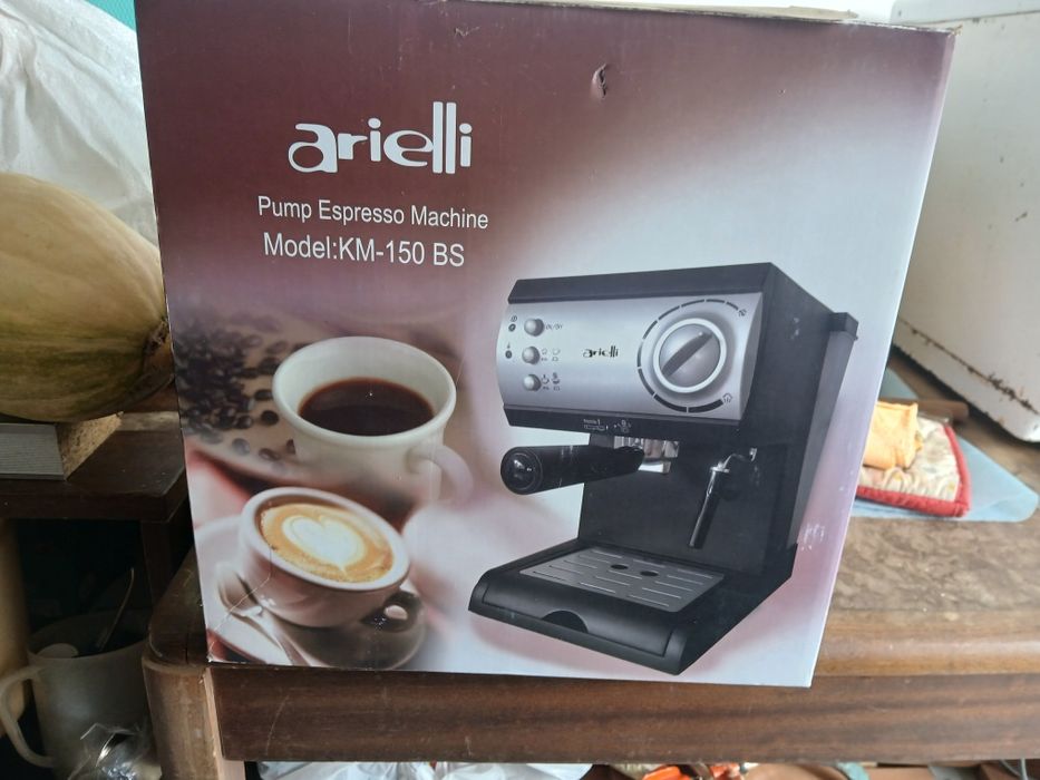 Кафемашина ARIELLI KM-150BS
