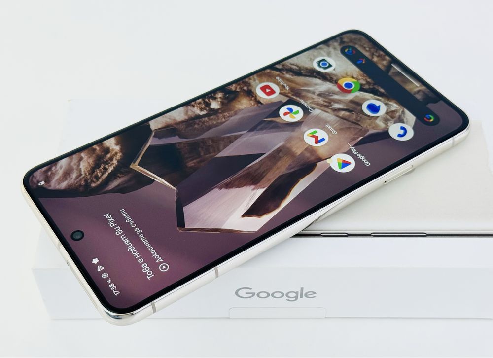 Google Pixel 8 Pro 5G 128GB 12RAM Porcelain Перфектен! Гаранция!