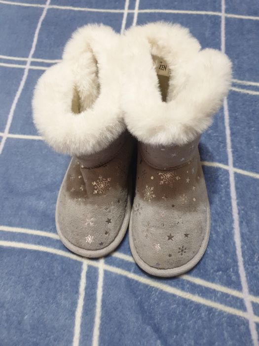 Сапожки для девочек