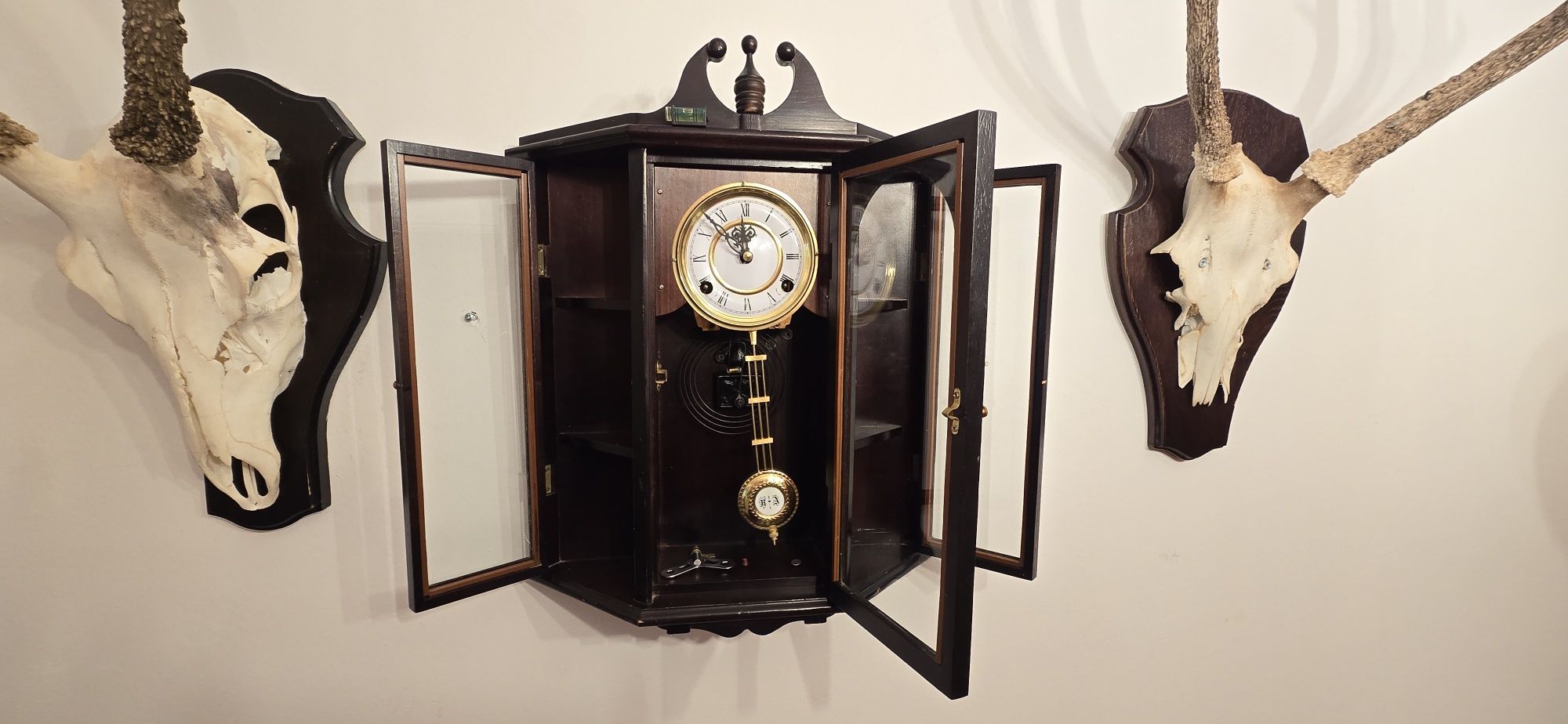 Ceas perete pendul regulator