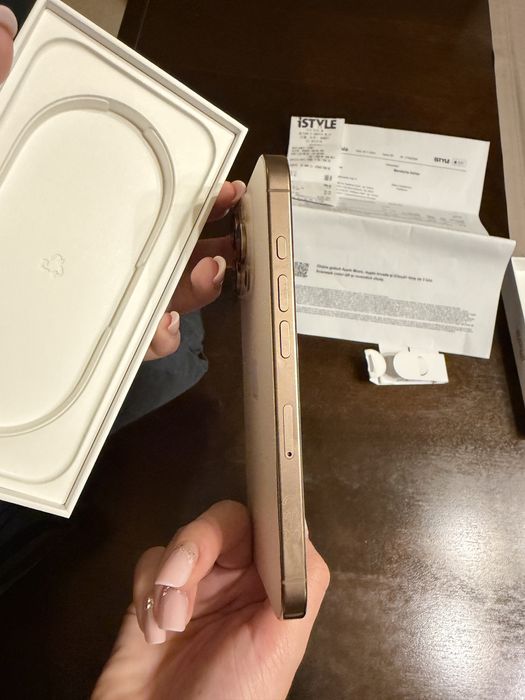 Iphone 16 pro desert titanium 128gb