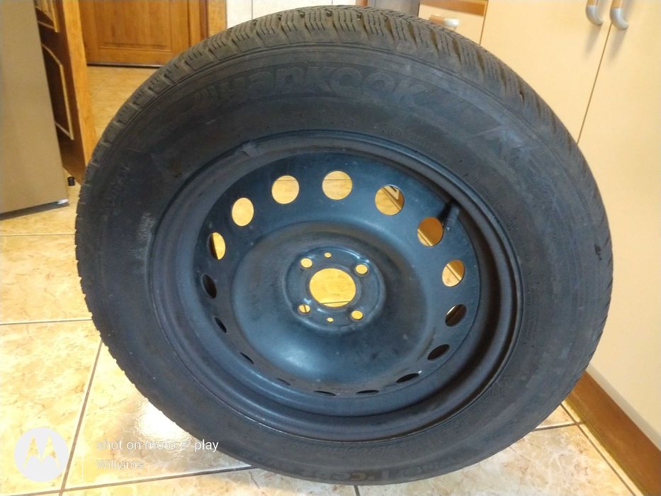 Vand o anvelopa Hankook cu janta ,205/60/16