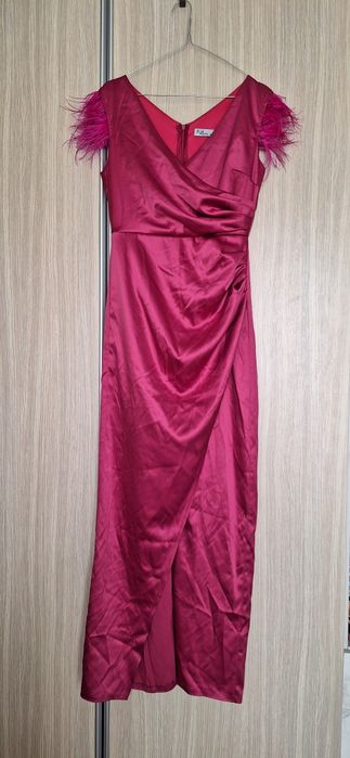 Rochiță satin nepurtata măsura 38