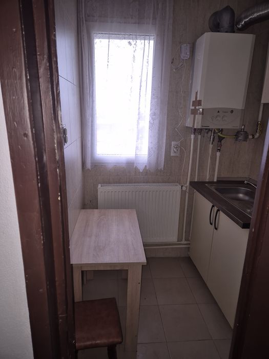 Închiriez garsoniera confort 1. Zonă centrală.