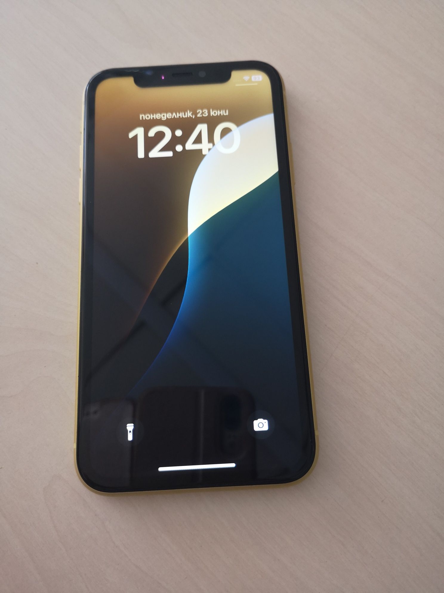 Iphone 11 Yellow /100 %Battery health