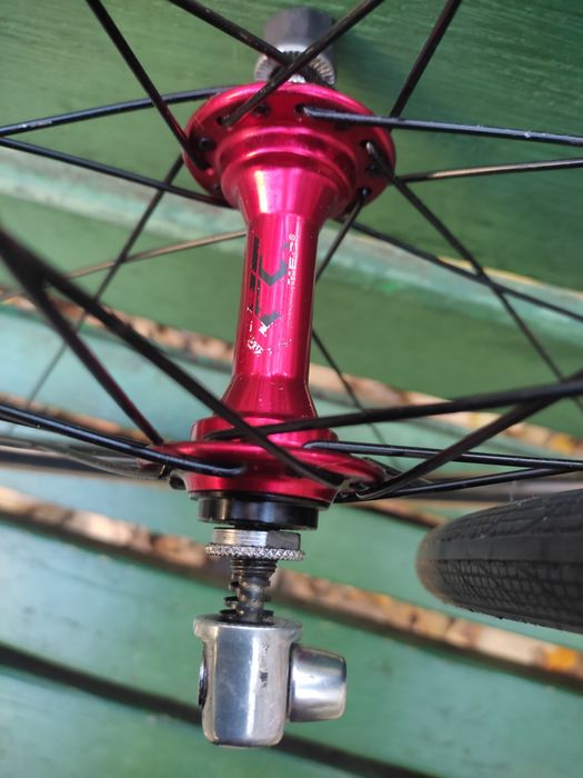 Roți față bicicletă cursieră